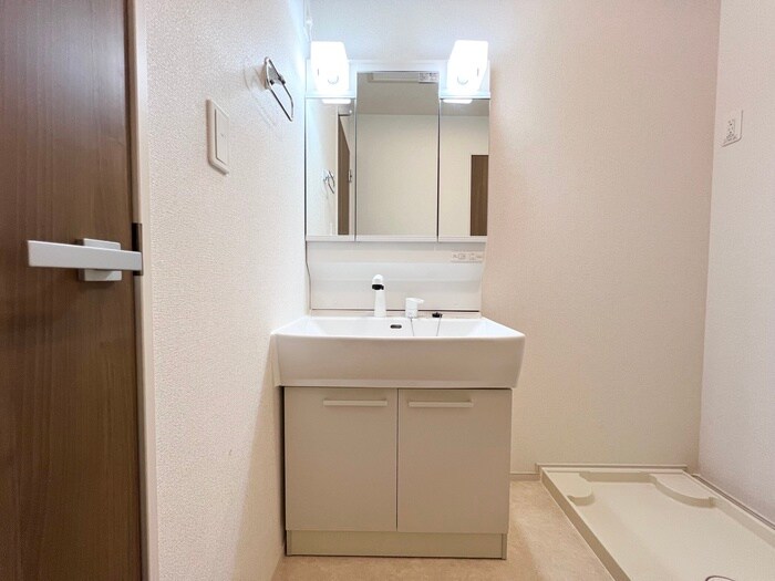 物件内観写真16　(洗面)