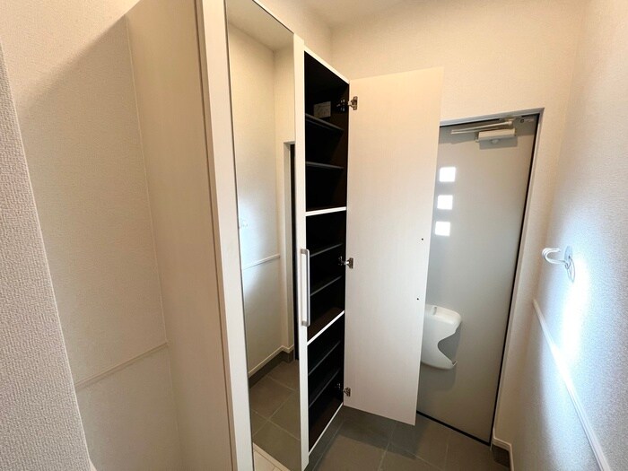 物件内観写真19　(靴箱)