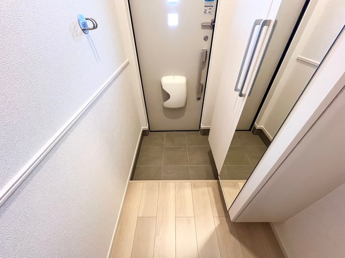 物件内観写真20　(玄関)