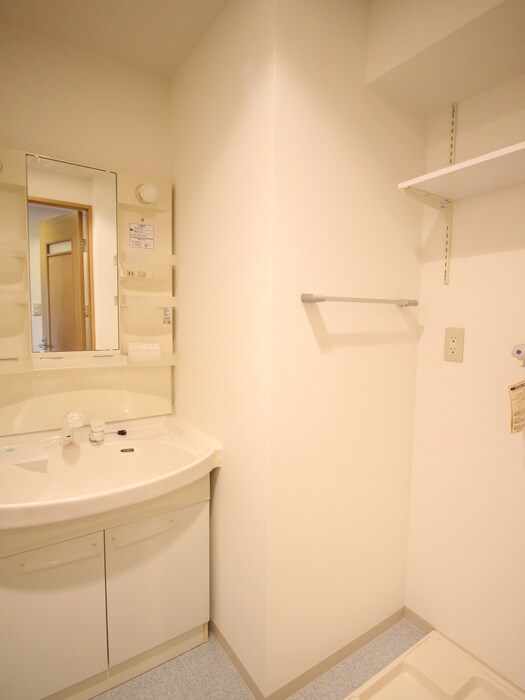 物件内観写真12　(洗面)