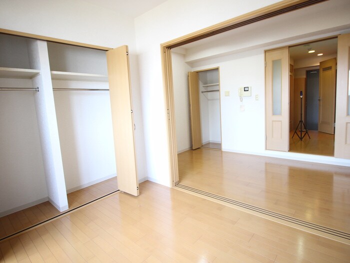 物件内観写真19　(居室)