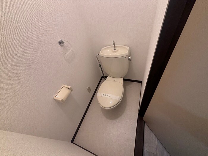 物件内観写真17　(トイレ)