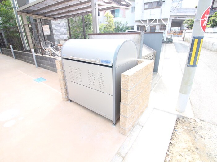 物件外観写真4　(建物設備)