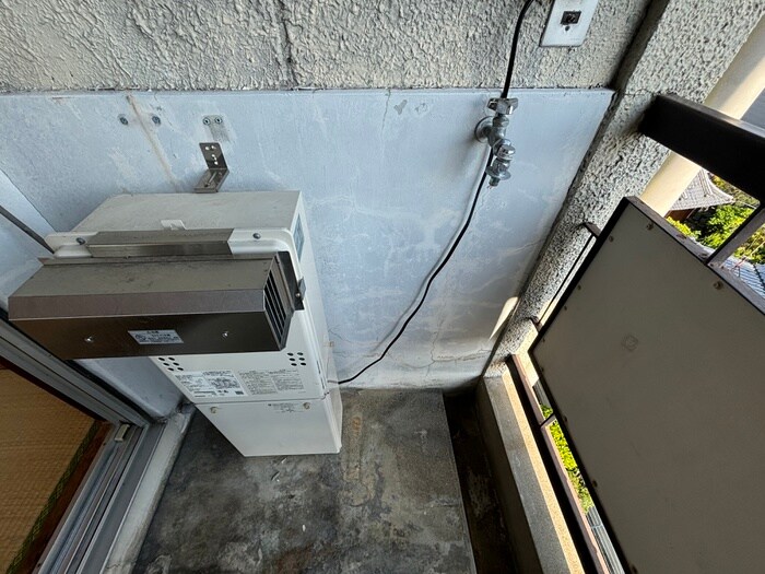 物件内観写真14　(洗濯機置場)