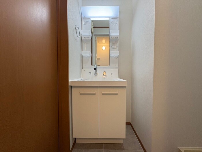 物件内観写真13　(洗面)