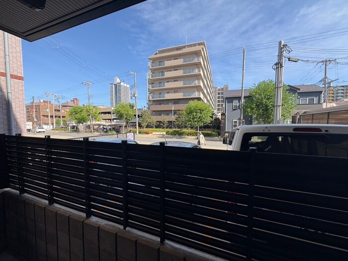 物件内観写真17　(室内からの展望)