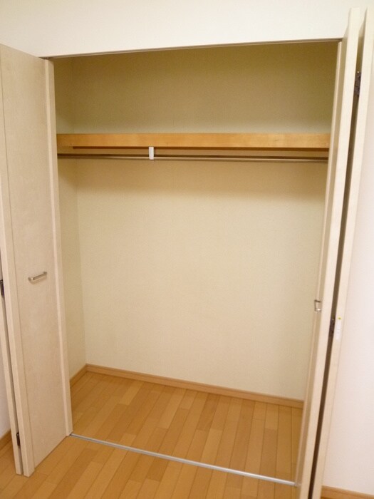 物件内観写真13　(収納)