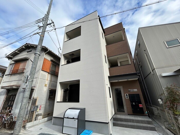 物件外観写真2　(外観写真)