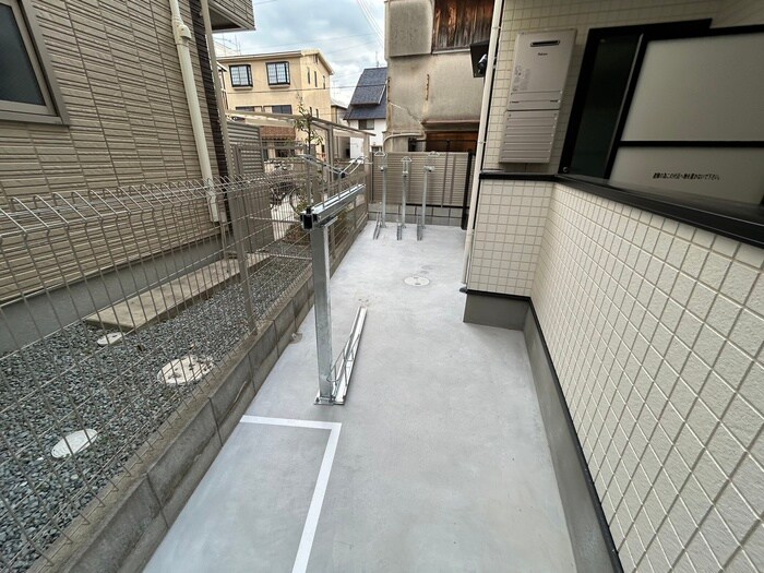 物件外観写真5　(駐輪場)