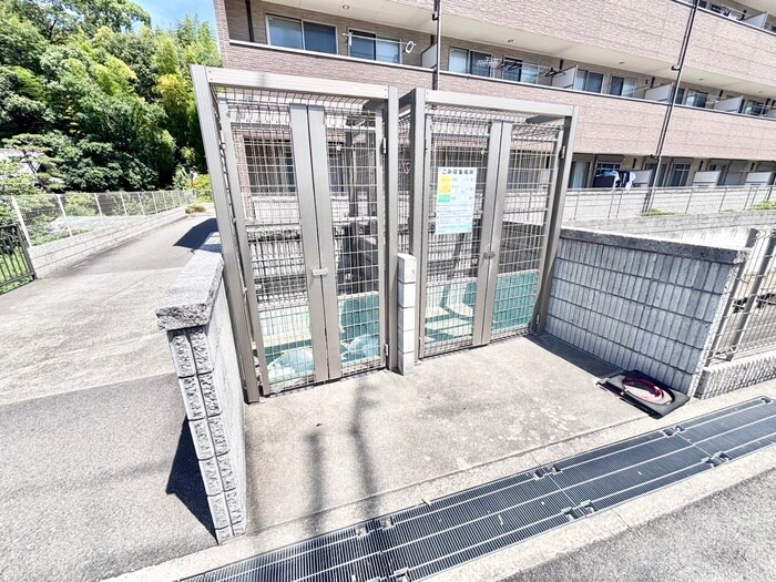 物件外観写真6　(建物設備)