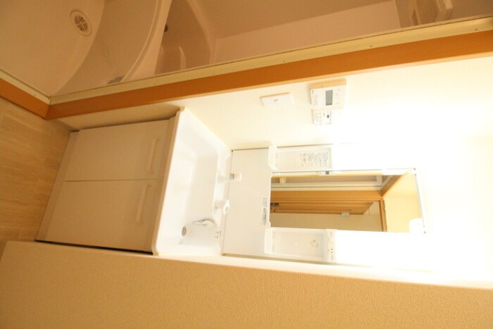 物件内観写真11　(洗面)