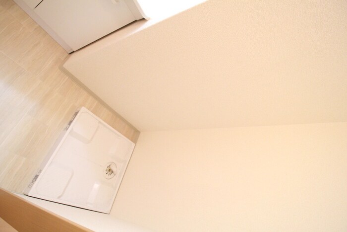 物件内観写真12　(洗濯機置場)