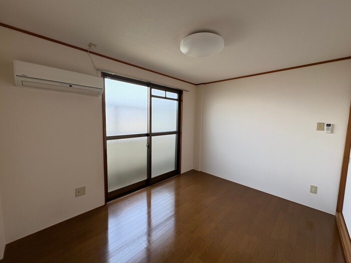 物件内観写真6　(居室)