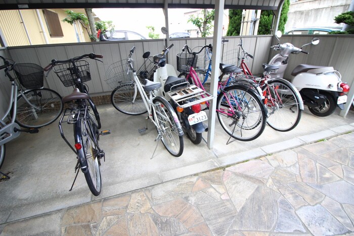 物件外観写真6　(建物設備)