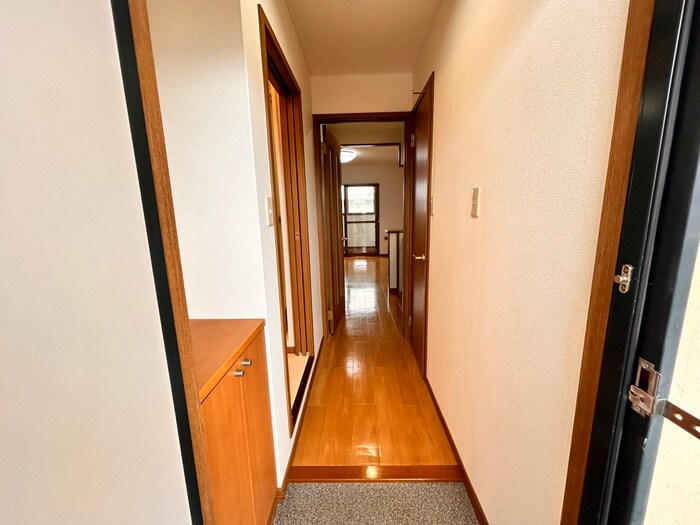 物件内観写真22　(玄関)