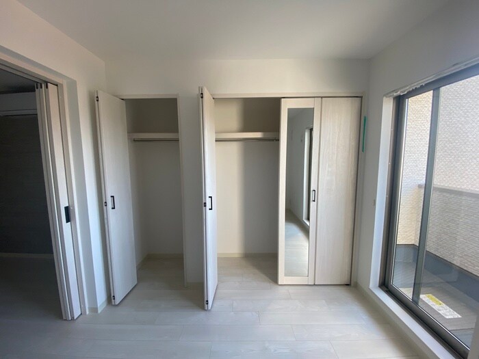 物件内観写真12　(収納)