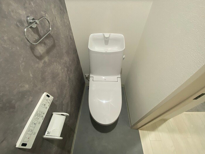 物件内観写真15　(トイレ)