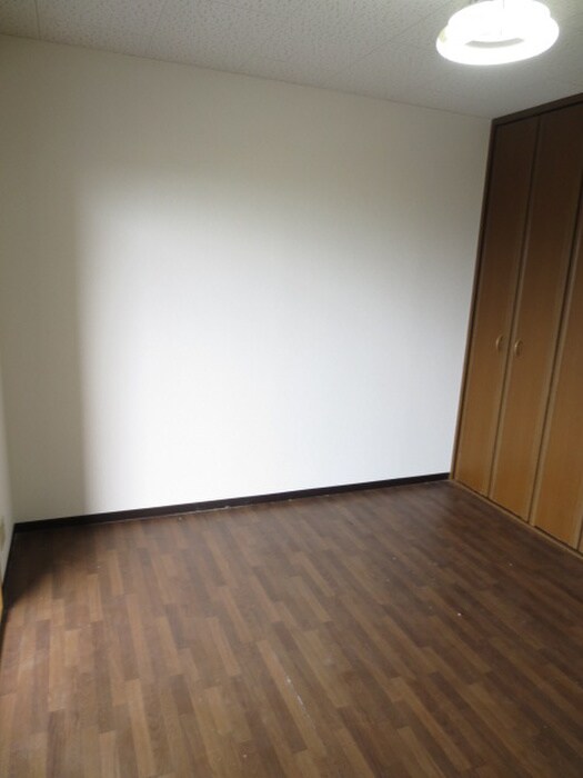 物件内観写真13　(居室)