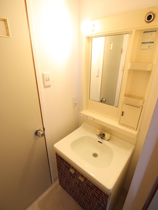 物件内観写真11　(洗面)