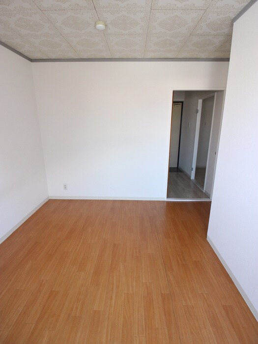 物件内観写真16　(居室)