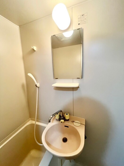 物件内観写真12　(洗面)