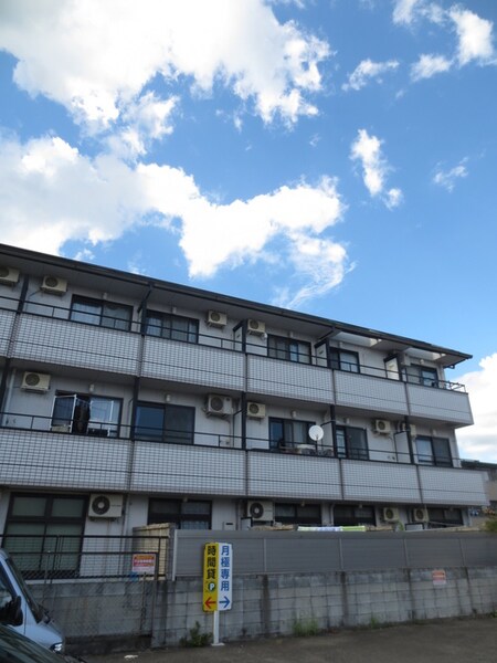 マンション西嵐外観写真