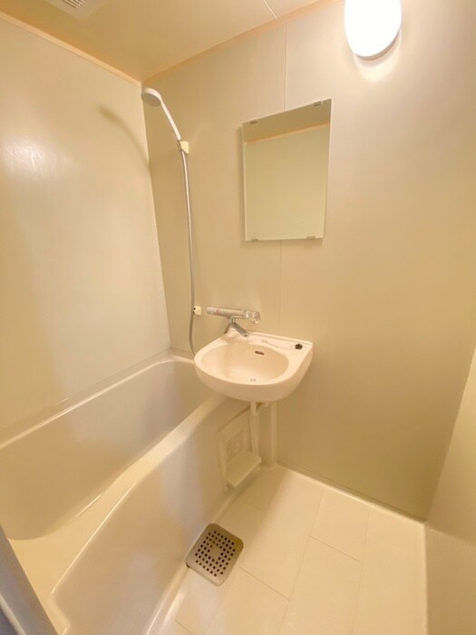 物件内観写真13　(バス／シャワールーム等)