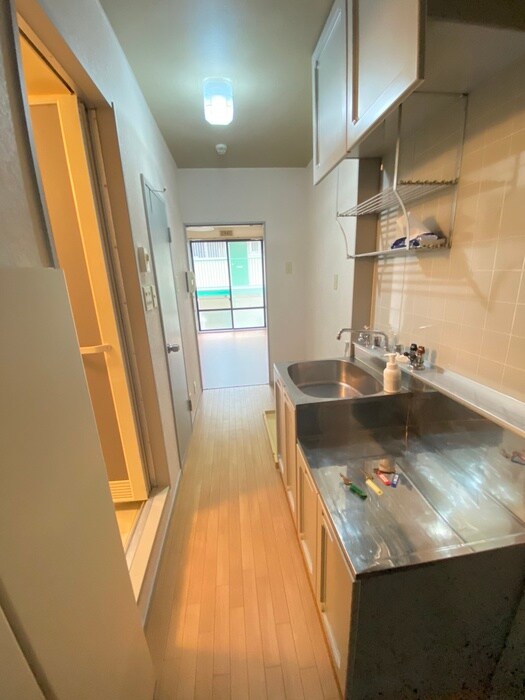 物件内観写真20　(廊下)