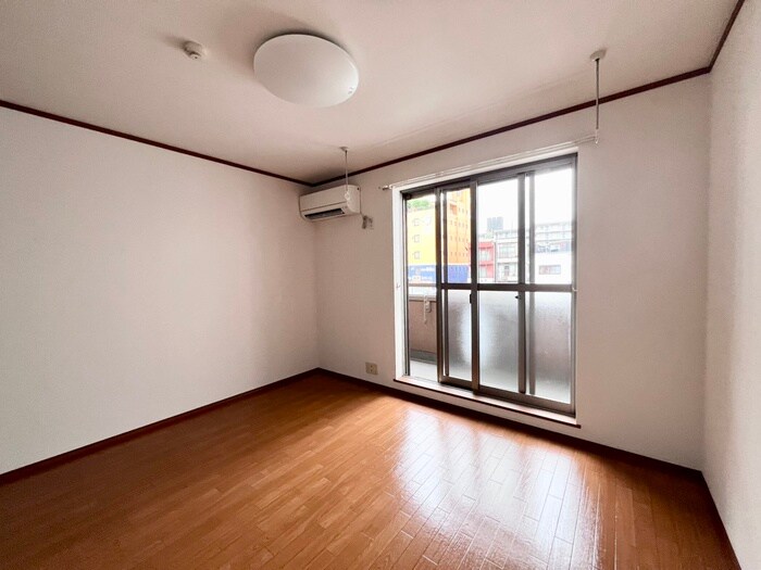 物件内観写真7　(居室)