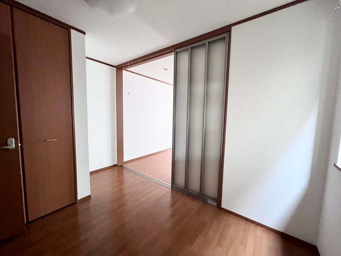 物件内観写真10　(居室)