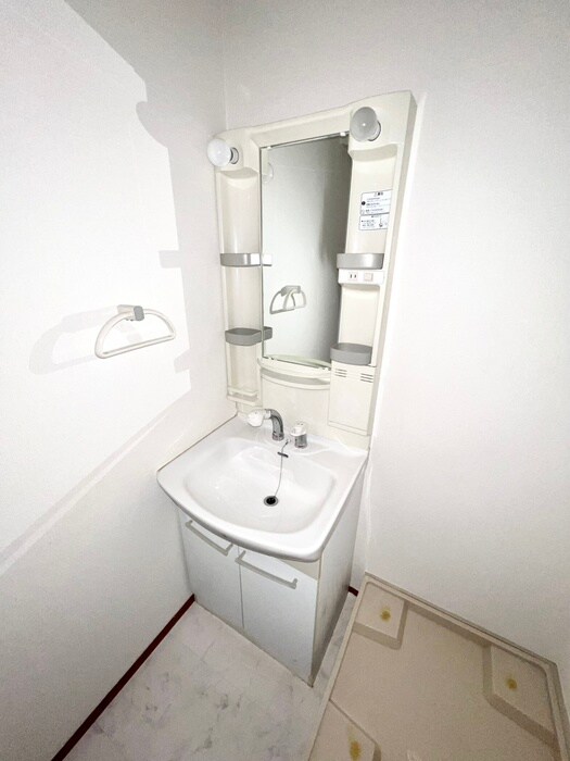 物件内観写真13　(洗面)