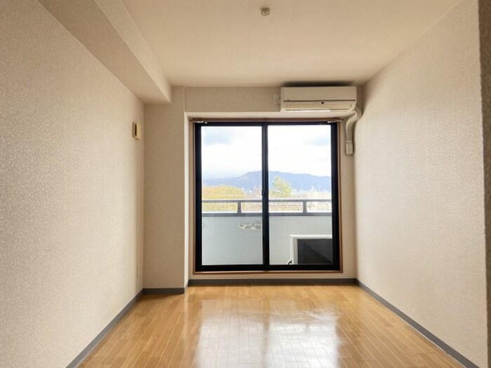 物件内観写真11　(居室)