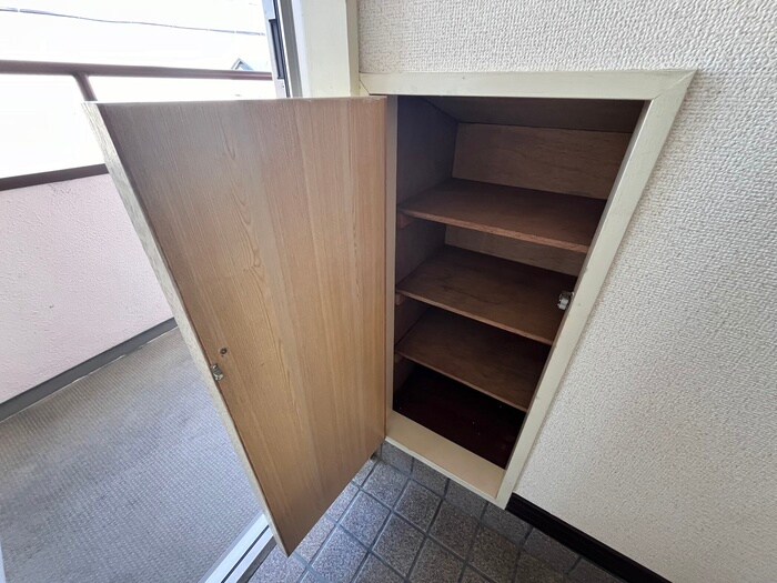 物件内観写真13　(靴箱)