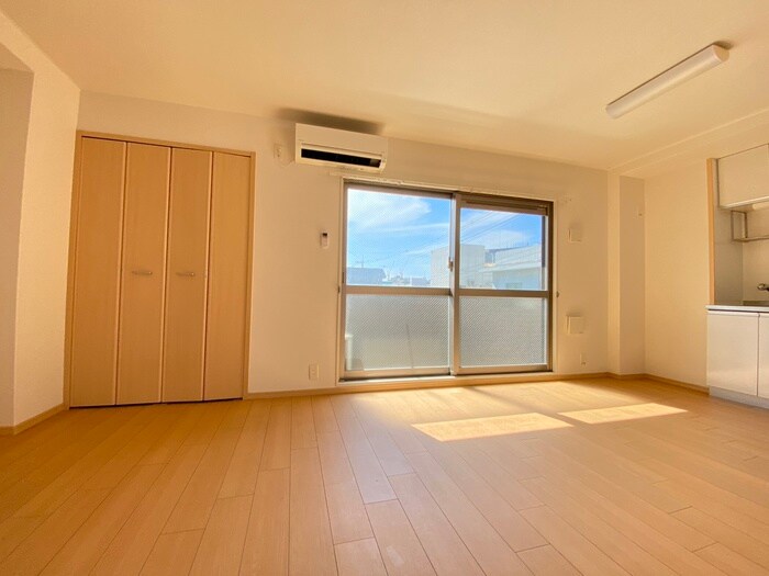 物件内観写真7　(居室)