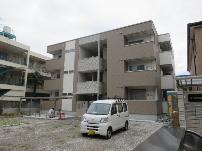 物件外観写真1　(外観写真)