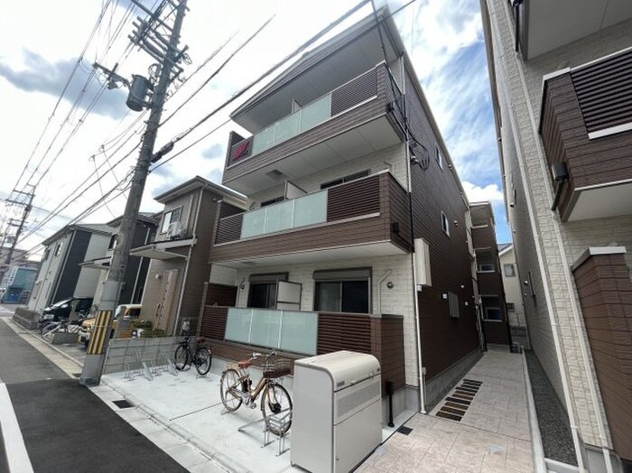 物件外観写真1　(外観写真)