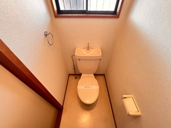 物件内観写真12　(トイレ)