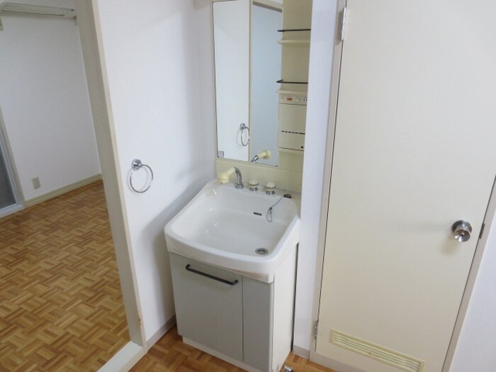 物件内観写真5　(洗面)