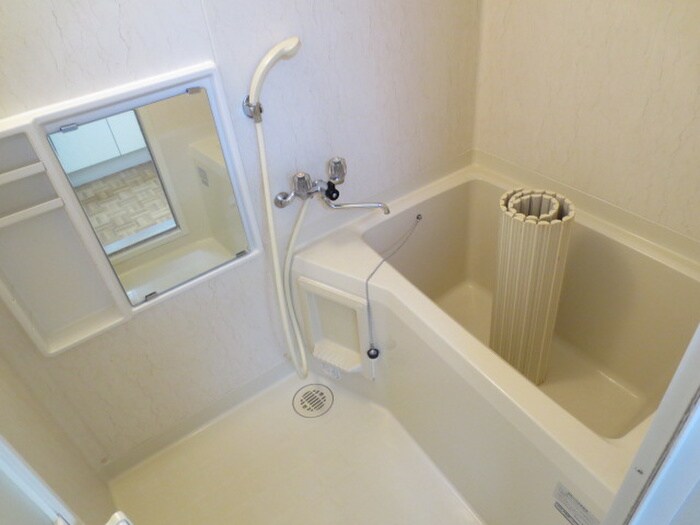 物件内観写真8　(バス／シャワールーム等)