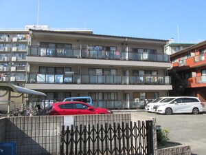 マンションマルヨシ外観写真