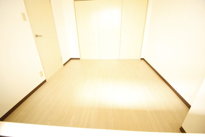 物件内観写真18　(居室)