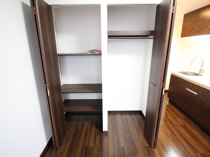 物件内観写真15　(収納)