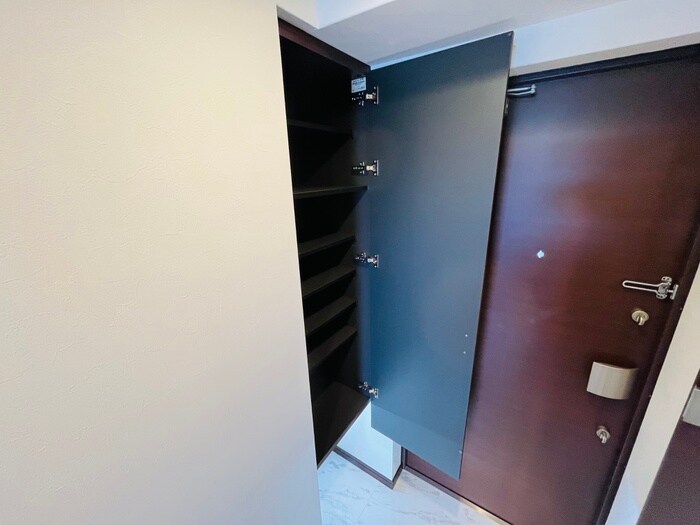 物件内観写真15　(靴箱)