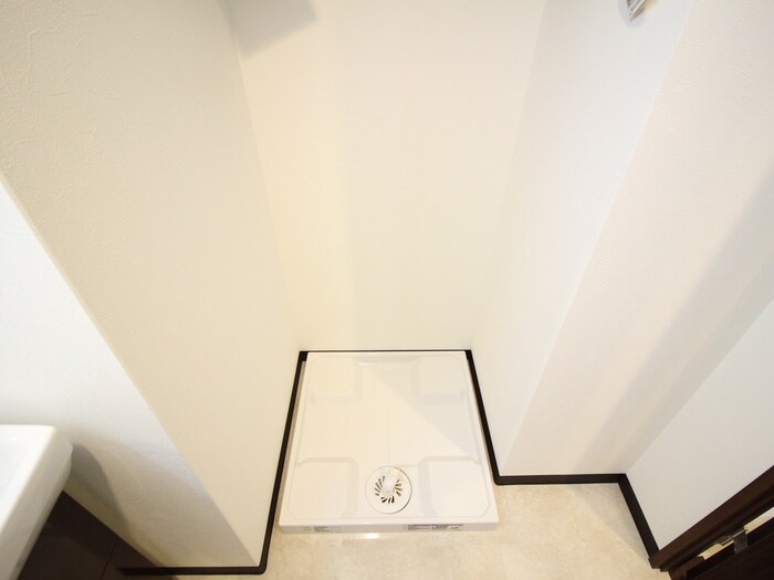 物件内観写真21　(洗濯機置場)