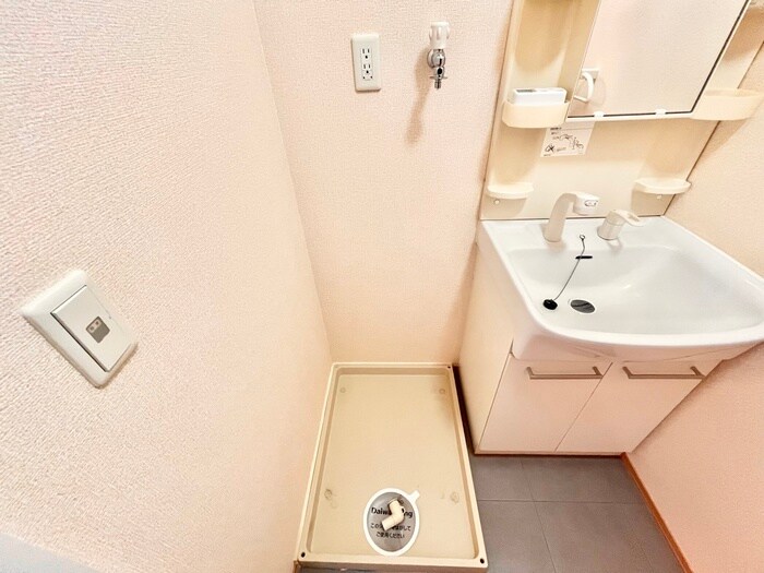 物件内観写真20　(洗濯機置場)