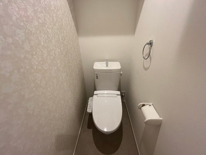 物件内観写真5　(トイレ)