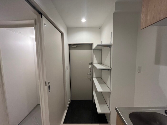 物件内観写真8　(玄関)