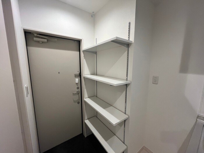 物件内観写真9　(靴箱)