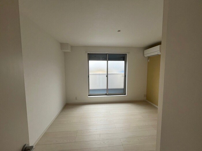 物件内観写真13　(居室)