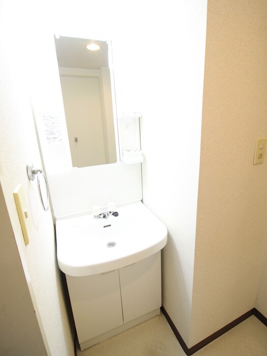 物件内観写真10　(洗面)